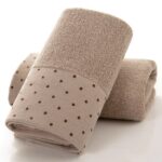 Cotton Towel with Circles Pattern